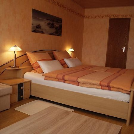 Pension Huehn Angersbach Exterior photo
